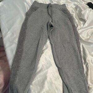 Lulu Sweats